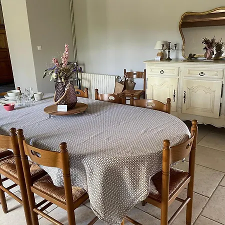 Calme Près De La Flèche, Idéal Pour Familles - Fr-1-410-479 *