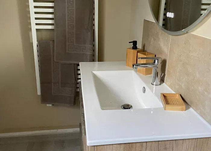 Calme Pres De La Fleche, Ideal Pour Familles - Fr-1-410-479